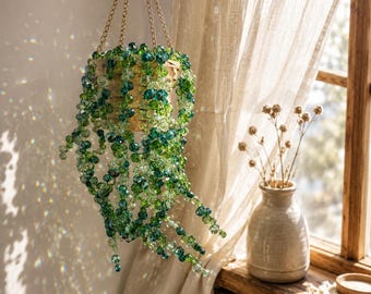 Attrape-soleil en perles de verre vertes, décoration de fenêtre suspendue faite main, attrape-soleil bohème, cadeau pour amoureux des plantes, pot blanc ou panier tressé