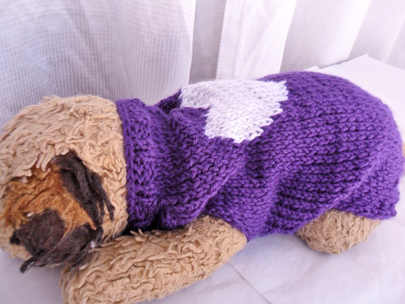 Heart dog sweater knitting pattern PDF, small dog sweater image 3
