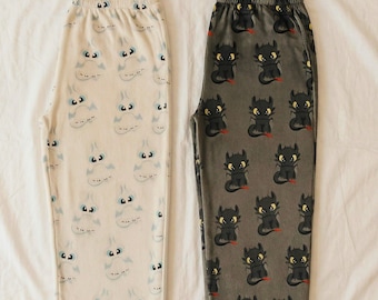 Entzückende Drachen HTTYD Pyjama Hose - Ohnezahn & Light Fury Pyjamas