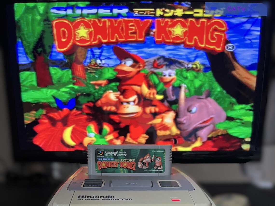 Super Famicom Console Bundle Donkey Kong 1 & 2 Super Mario World SNES Japan Tested Working 2 Controllers, foto 2 di 5