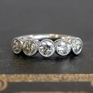 5 Stone Bezel Set Wedding Band, Milgrain Anniversary Ring in Solid Gold or 925 Silver, Vintage Inspired Stacking Ring for Women