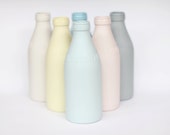 porcelain replica vintage milk bottle : milk colour