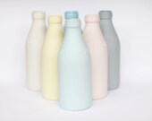 porcelain replica vintage milk bottle : milk colour