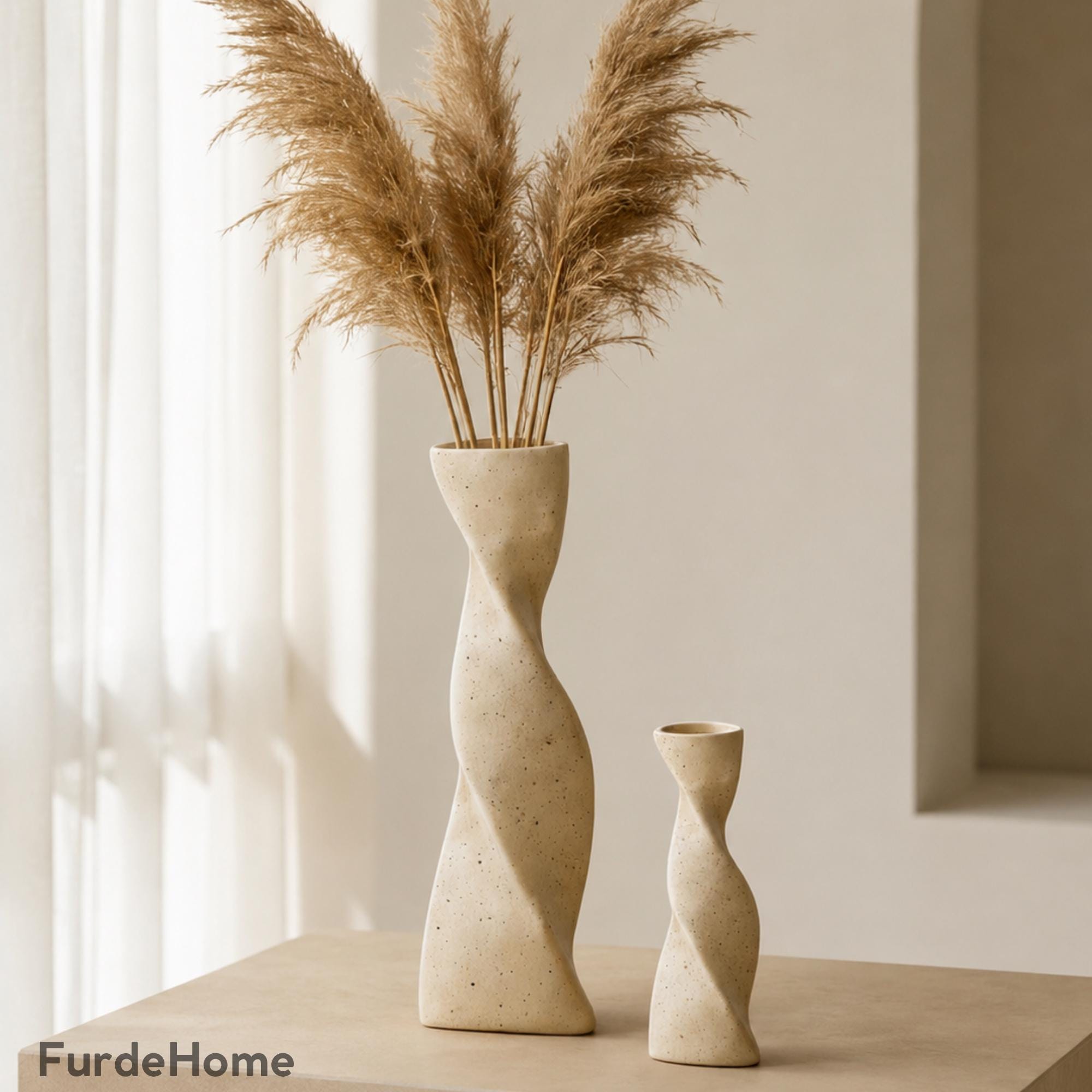 Narrow vase
