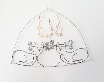Cats with mice, wire wall hanging, small gift for cat lover. Handmade to order by Becky Crawford from Spacefruit