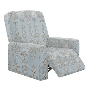 Könnte beinhalten: Ein hellblauer Relaxsesselbezug mit einem Blumenmuster in Weiß, Grau und Lila. Der Bezug hat eine Tasche an der Seite und ist für einen Relaxsessel konzipiert. Das florale Design ist im klassischen Damaststil gehalten.