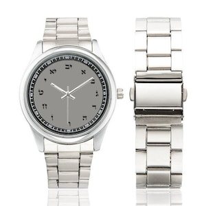 Reloj de acero inoxidable para hombre personalizado con letras hebreas elegantes (modelo 104)