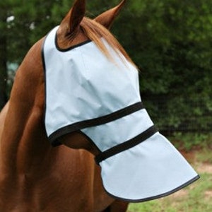 90% UV proof full face shade for horses&#39; with white muzzles and faces. Great Sun protection from Nag Horse Ranch