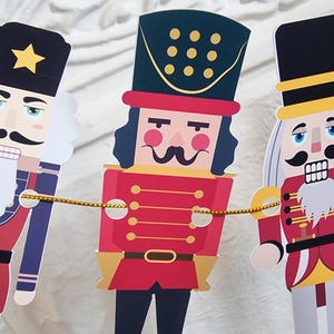 Handmade Christmas Nutcracker Garland – 12 Soldier Decorations, Gold String