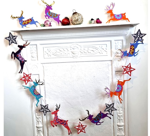Scandi Christmas Garland: Reindeer and Stars with Gold Dust