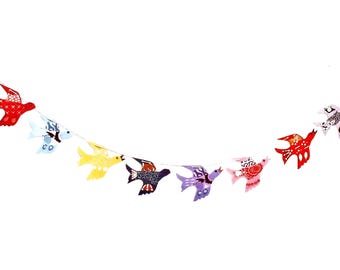 Handmade  'SINGING BIRDS 'Garland 8 Different coloured collaged Birds ready strung on 4m twine