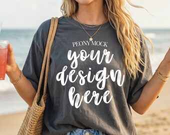 Maqueta de camiseta Comfort Colors 1717 Pepper Estilo de vida playero Maqueta de camiseta gris lisa Maqueta de camiseta neutra Descarga digital Verano