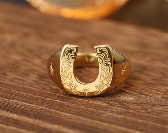 Pierścień U z podkowy ze złota 18K z rycerzem Lucky Guardian Vintage Custom