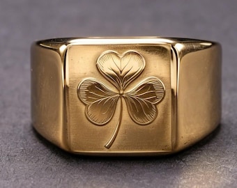 18K Gold Shamrock Ring - Saint Patrick Trinity Symbol