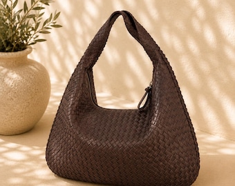 Braided leather handbag for women | Shoulder bag with wide strap | Brown boho hobo bag | Shopper with interior compartments