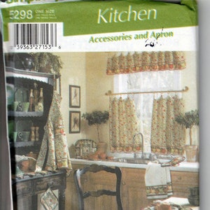 Kitchen Accessories and Apron / Original Simplicity Crafts Uncut Sewing Pattern 5298