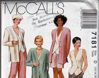 Cardigan, vest, skirt, pants and shorts Misses Size 12, 14, 16  / Original McCall's uncut Sewing Pattern 7181