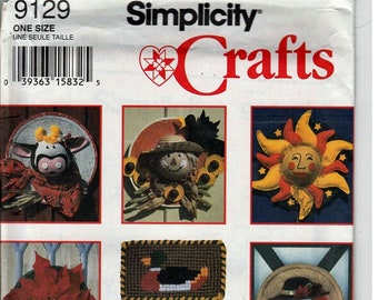 Decorative Hats and Door Mats /  Original Simplicity Crafts Uncut Sewing Pattern 9129