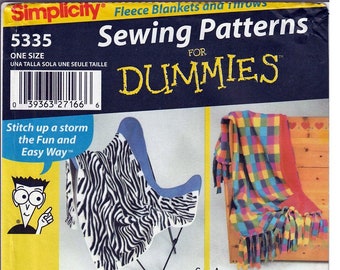 Fleece Blankets and Throws / Original Simplicity for Dummies Uncut Sewing Pattern 5335