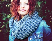 Infini écharpe laine kid mohair jeans gris riz blanc melange crochet glamour urbain style casual hiver sport Filo e Colori di Ila