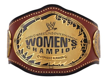 Signature Series SM MAHON Women’s Legacy Championship Replica Title Belt