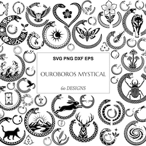 Op de afbeelding: Een verzameling van 60 zwart-wit grafische ontwerpen met het Ouroboros-symbool. Elk cirkelvormig slangenmotief bevat diverse elementen zoals dieren, planten, hemellichamen en objecten. De tekst luidt SVG PNG DXF EPS OUROBOROS MYSTICAL 60 DESIGNS.