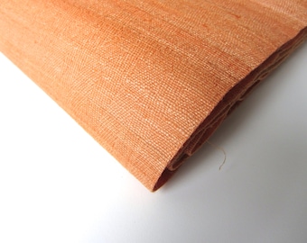 Licht oranje lichte zalm ronde zijde India stof nr 588 voor 1/4 yard