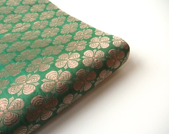 Green Irish with golden flower on shamrock Irish green silk brocade fabric nr 219 fat quarter