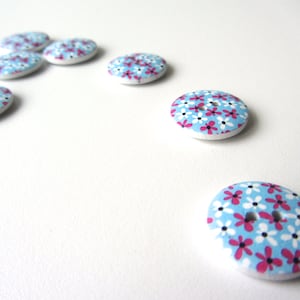 小さなピンクの花のボタン 20 mm ボタン 10 個セット 番号 41