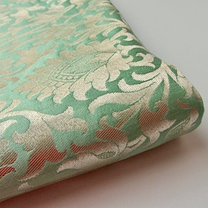 Mint green gold heavy Indian silk brocade fabric nr 1-049 - for 1/4 yard