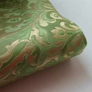 Fresh Green gold heavy Indian silk brocade fabric nr 1-053 - for 1/4 yard