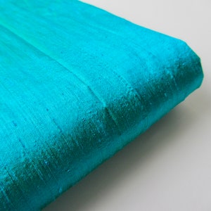 Türkisblauer meeresblauer Shantung-Rohseide Stoff Nummer 949 D - 1/4 Yard - fat century