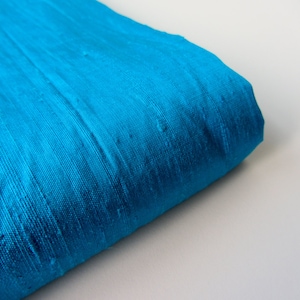 Blauer Peace Rohseide Hochzeit Brautseide Seidenstoff Nummer 752 - 1/4 Yard | fettes Viertel
