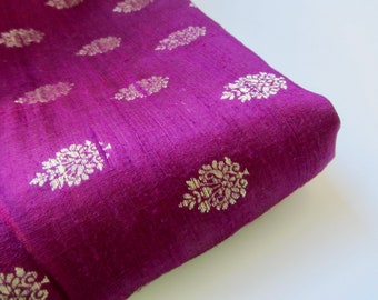 Purple gold flower raw silk brocade Indian fabric nr 1-115 - 1/4 yard