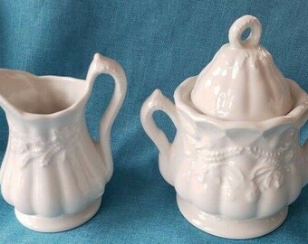Vintage RED CLIFF White Wheat Floral Pitcher Creamer & Large Sugar Bowl with Lid