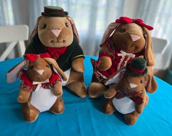 Rabbit Ears Productions 1985 Christmas Plush Rabbit Family Bunnies Set of 4
