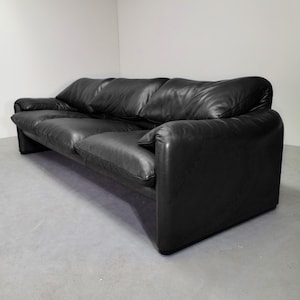 Sofa Cassina Vico Magistretti Schwarzes Leder 1990er Jahre