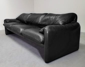 マラルンガ ソファ カッシーナ ヴィコ マジストレッティ ブラック レザー 1990年代