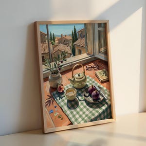 Póster de naturaleza muerta en una ventana toscana: escena matutina con higos y tetera, lámina de Olive Village.