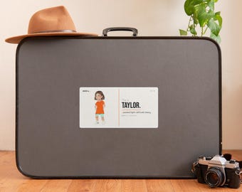 Hauptfigur ADHD Aufkleber · Personalisierter Reiseaufkleber · Packed Light Attitude Heavy · Benutzerdefinierter Name Vinyl