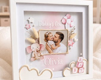 Baby Girl Shadow Box Rahmen, personalisierte Kinderzimmer Dekor, benutzerdefinierte Baby Fotorahmen, LED Andenken Geschenk für neue Eltern