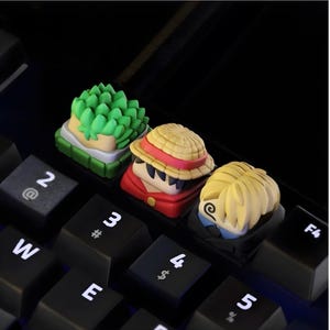 ワンピースのキーキャップ、マルチカラープラスチック製、メカニカルキーボード用キャラクターテーマ、ロロノア・ゾロ、モンキー・D・ルフィ、サンジ