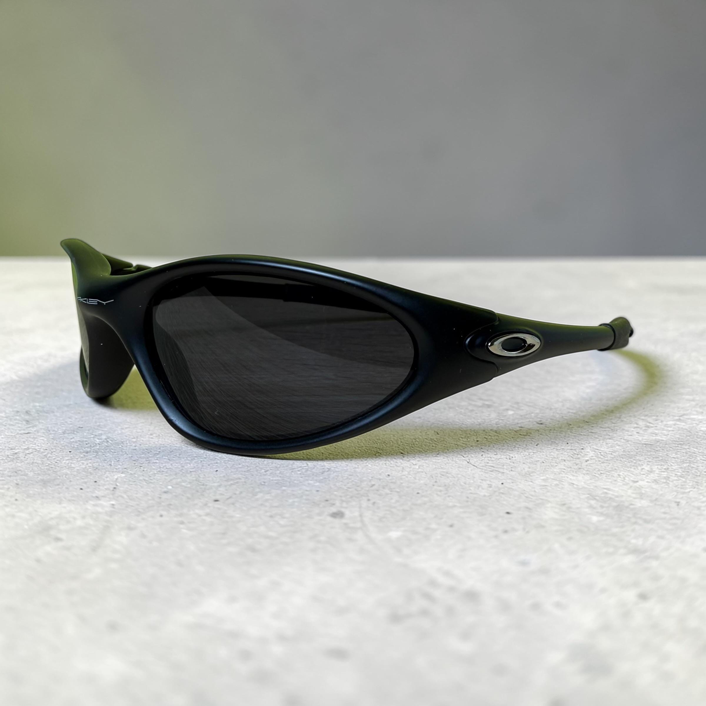 90s oakley sunglasses - Etsy 日本