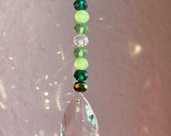 Sonnenfänger Fenster Deko Kristall Grün, Regenbogen Prisma Anhänger, Lichfänger Deko Geschenk