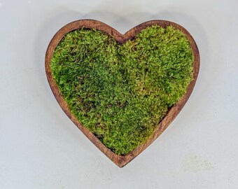 Preserved Mood Moss Heart Centerpiece – Hand Carved Wooden Bowl Accent