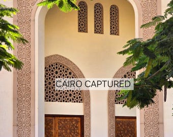 Stampa di una porta marocchina, fotografia di un arco islamico, decorazione da viaggio neutra (download digitale)