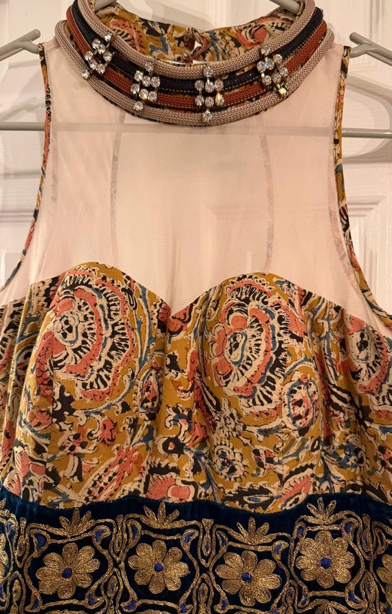 Women’s Ren Faire Medieval Brocade Gown View 6