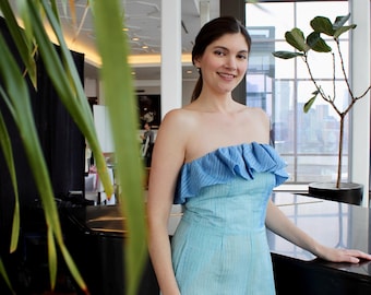 Mono de fiesta sin tirantes azul degradado / Elegante atuendo de graduación, look moderno y formal