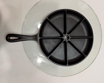 Lodge corn bread skillet