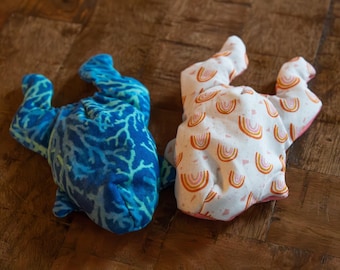 Handmade Lavender Weighted Frog Plush: Stress Relief Comfort Toy